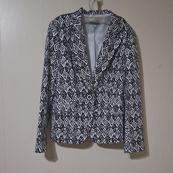 n.y.p. suits Jackets & Blazers - Elegant Black and White Patterned Blazer